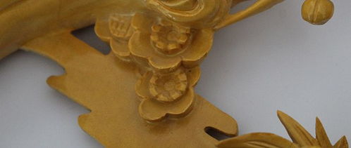 劍川木雕 椴木喜鵲登梅屏風(fēng)擺件，白族技藝的璀璨明珠